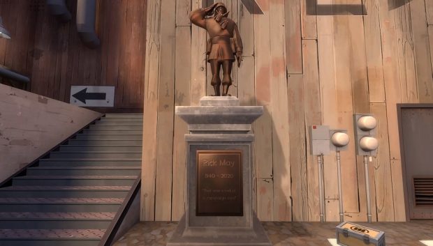 Team Fortress 2 Honors Soldier Voice Actor Rick May With In Game Statue Mmo Bomb 8920